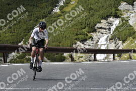 Photo #2755098 | 26-08-2022 13:18 | Passo Dello Stelvio - Waterfall curve BICYCLES