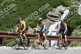Photo #2217643 | 02-07-2022 10:42 | Passo Dello Stelvio - Waterfall curve BICYCLES