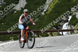 Fotó #2303410 | 14-07-2022 14:31 | Passo Dello Stelvio - Vízesés kanyar Bicajosok