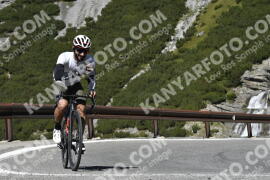Photo #2718591 | 23-08-2022 11:50 | Passo Dello Stelvio - Waterfall curve BICYCLES