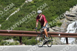 Photo #2307152 | 15-07-2022 10:38 | Passo Dello Stelvio - Waterfall curve BICYCLES