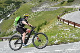 Photo #2444237 | 30-07-2022 13:09 | Passo Dello Stelvio - Waterfall curve BICYCLES