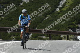 Fotó #3395474 | 08-07-2023 14:30 | Passo Dello Stelvio - Vízesés kanyar Bicajosok