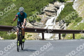Photo #2378395 | 24-07-2022 12:47 | Passo Dello Stelvio - Waterfall curve BICYCLES