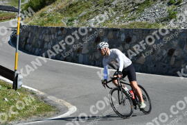 Photo #2368705 | 22-07-2022 10:36 | Passo Dello Stelvio - Waterfall curve BICYCLES