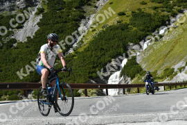 Photo #2712953 | 22-08-2022 15:09 | Passo Dello Stelvio - Waterfall curve BICYCLES