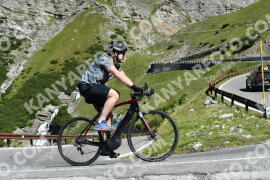 Photo #2336394 | 17-07-2022 10:25 | Passo Dello Stelvio - Waterfall curve BICYCLES