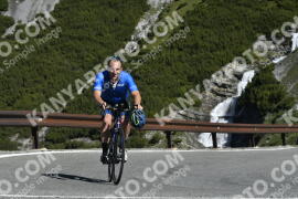 Photo #3225050 | 25-06-2023 09:26 | Passo Dello Stelvio - Waterfall curve BICYCLES