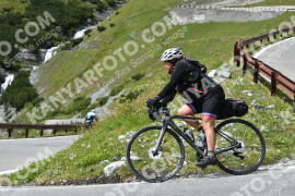 Photo #2419329 | 27-07-2022 14:57 | Passo Dello Stelvio - Waterfall curve BICYCLES