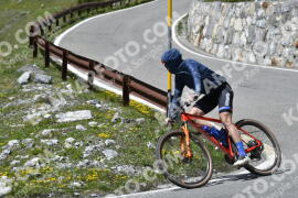 Photo #2106079 | 06-06-2022 14:36 | Passo Dello Stelvio - Waterfall curve BICYCLES