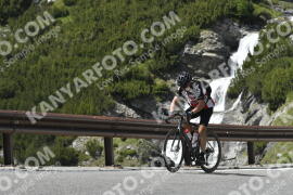 Foto #3242528 | 26-06-2023 14:44 | Passo Dello Stelvio - Waterfall Kehre BICYCLES