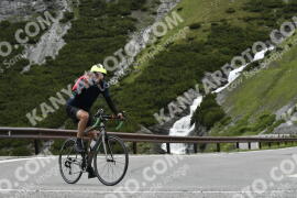 Photo #3199439 | 23-06-2023 11:37 | Passo Dello Stelvio - Waterfall curve BICYCLES