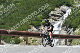 Foto #2377945 | 24-07-2022 12:30 | Passo Dello Stelvio - Waterfall Kehre BICYCLES