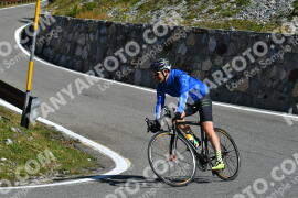 Photo #4019334 | 22-08-2023 11:08 | Passo Dello Stelvio - Waterfall curve BICYCLES