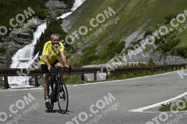 Photo #3099950 | 14-06-2023 11:54 | Passo Dello Stelvio - Waterfall curve BICYCLES