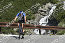 Photo #3514881 | 17-07-2023 10:33 | Passo Dello Stelvio - Waterfall curve BICYCLES