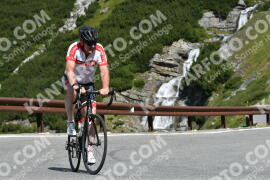 Photo #2416165 | 27-07-2022 10:37 | Passo Dello Stelvio - Waterfall curve BICYCLES
