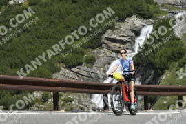 Photo #3556114 | 23-07-2023 10:58 | Passo Dello Stelvio - Waterfall curve BICYCLES