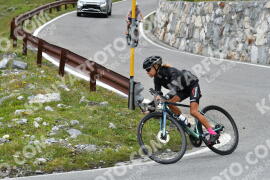 Photo #2411811 | 26-07-2022 14:00 | Passo Dello Stelvio - Waterfall curve BICYCLES