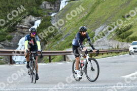 Photo #2183210 | 25-06-2022 08:39 | Passo Dello Stelvio - Waterfall curve BICYCLES
