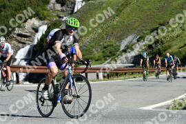 Photo #2183406 | 25-06-2022 09:22 | Passo Dello Stelvio - Waterfall curve BICYCLES