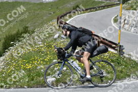 Photo #3520994 | 17-07-2023 13:55 | Passo Dello Stelvio - Waterfall curve BICYCLES