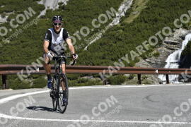 Photo #2113160 | 10-06-2022 09:53 | Passo Dello Stelvio - Waterfall BICYCLE riders