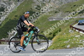 Photo #2364555 | 21-07-2022 11:36 | Passo Dello Stelvio - Waterfall curve BICYCLES