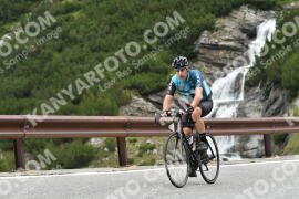 Photo #2438792 | 30-07-2022 10:25 | Passo Dello Stelvio - Waterfall curve BICYCLES