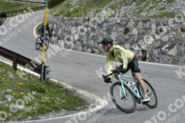 Photo #3255215 | 27-06-2023 12:15 | Passo Dello Stelvio - Waterfall curve BICYCLES