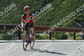 Fotó #2161101 | 19-06-2022 16:08 | Passo Dello Stelvio - Vízesés kanyar Bicajosok