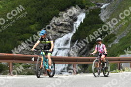 Photo #2210067 | 30-06-2022 12:11 | Passo Dello Stelvio - Waterfall curve
