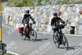 Photo #2356867 | 19-07-2022 15:31 | Passo Dello Stelvio - Waterfall curve BICYCLES