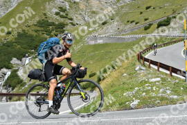 Photo #2626853 | 13-08-2022 11:59 | Passo Dello Stelvio - Waterfall curve BICYCLES