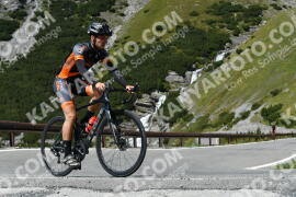 Photo #2668121 | 16-08-2022 13:21 | Passo Dello Stelvio - Waterfall curve BICYCLES