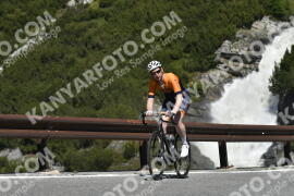 Photo #3244626 | 26-06-2023 11:00 | Passo Dello Stelvio - Waterfall curve BICYCLES
