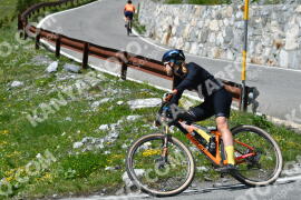 Photo #2160978 | 19-06-2022 15:10 | Passo Dello Stelvio - Waterfall curve BICYCLES