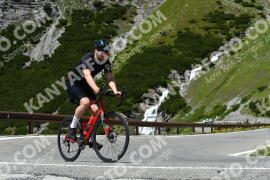 Photo #2244284 | 06-07-2022 13:30 | Passo Dello Stelvio - Waterfall curve BICYCLES