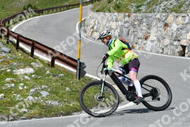 Photo #2384364 | 24-07-2022 14:25 | Passo Dello Stelvio - Waterfall curve BICYCLES