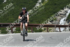 Photo #2355483 | 19-07-2022 12:17 | Passo Dello Stelvio - Waterfall curve BICYCLES