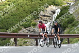 Photo #2412033 | 26-07-2022 09:32 | Passo Dello Stelvio - Waterfall curve BICYCLES