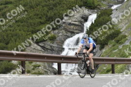 Photo #3269656 | 28-06-2023 11:04 | Passo Dello Stelvio - Waterfall curve BICYCLES