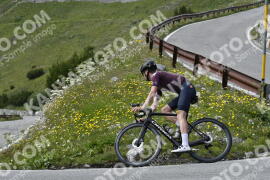 Photo #3557576 | 23-07-2023 16:18 | Passo Dello Stelvio - Waterfall curve BICYCLES