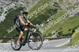 Photo #2363431 | 21-07-2022 11:06 | Passo Dello Stelvio - Waterfall curve BICYCLES