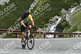 Photo #2173383 | 21-06-2022 10:24 | Passo Dello Stelvio - Waterfall curve BICYCLES