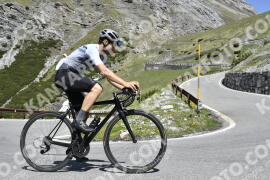 Photo #2082396 | 04-06-2022 11:31 | Passo Dello Stelvio - Waterfall curve BICYCLES