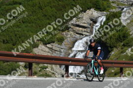 Foto #4004515 | 21-08-2023 10:23 | Passo Dello Stelvio - Curva di cascata BICICLETTA