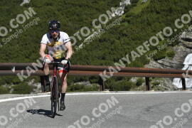 Fotó #3360385 | 05-07-2023 10:11 | Passo Dello Stelvio - Vízesés kanyar Bicajosok