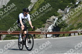 Photo #2397779 | 25-07-2022 09:56 | Passo Dello Stelvio - Waterfall curve BICYCLES