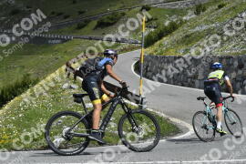Fotó #3351299 | 04-07-2023 11:05 | Passo Dello Stelvio - Vízesés kanyar Bicajosok